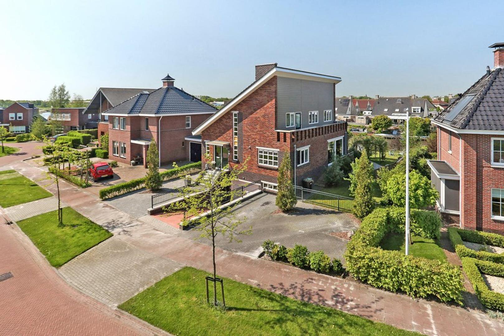 J.H. Neuteboomlaan 10 WINSUM